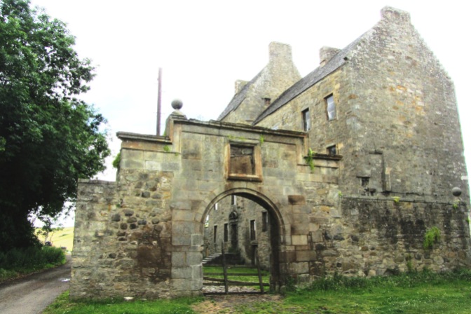 Midhope Castle alias Lallybroch